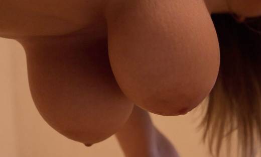 Big boobs hanging down
