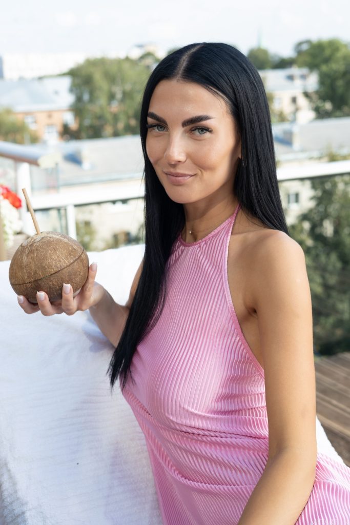 Simon Pink Treat MetArt 02