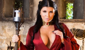 Romi Rain Queen Of Thrones